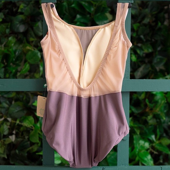 Luckyleo DUSK & PINK STRAWBERRY DART - Picture 2 of 5